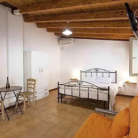 Eloka Aparthotel 3*