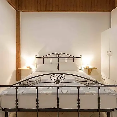 Aparthotel Eloka 3*